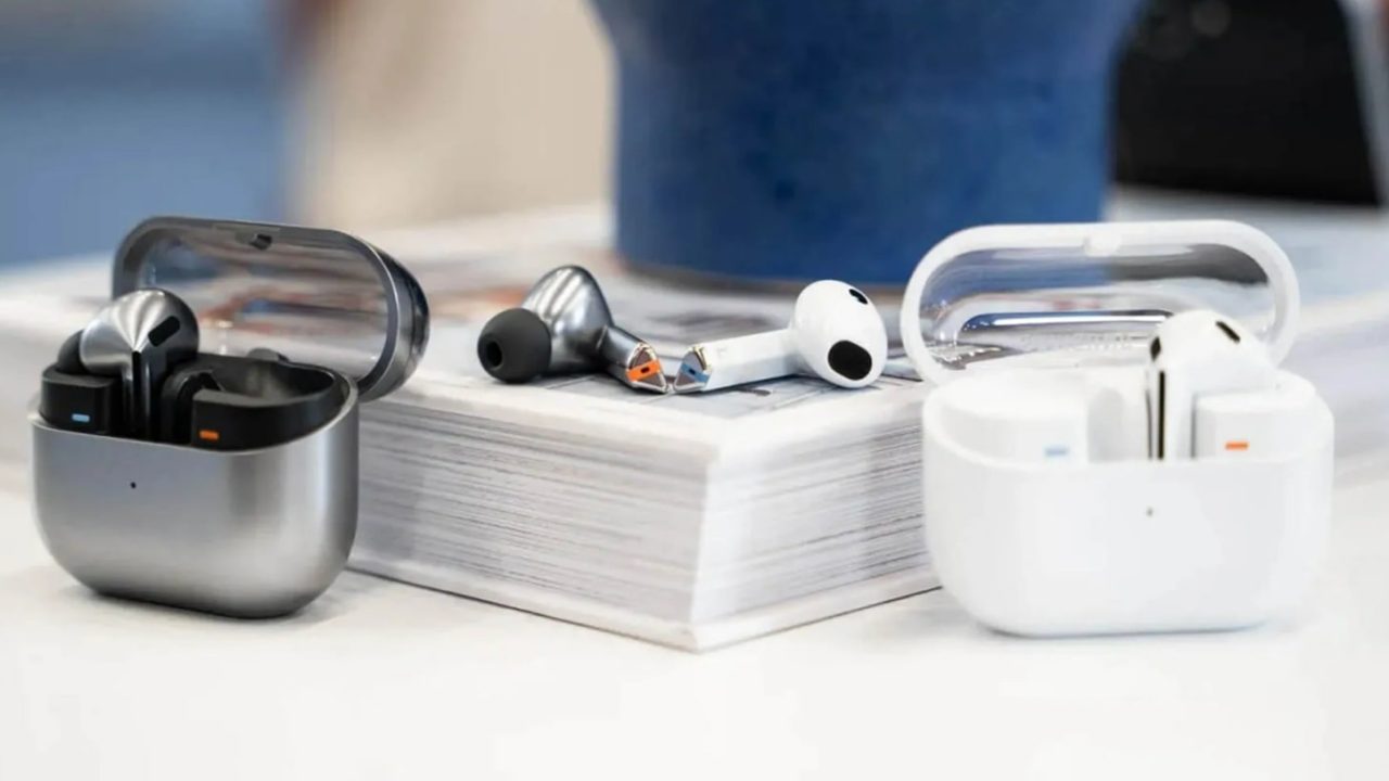 مقایسه گلکسی بادز ۳ و بادز ۳ پرو | تفاوت‌ها و ارزش خرید