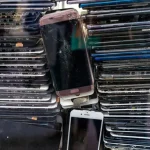 بازیافت هوشمندانه؛ محققان گوشیهای قدیمی را به دیتاسنترهای ارزانقیمت تبدیل کردند بازیافت هوشمندانه؛ محققان گوشیهای قدیمی را به دیتاسنترهای ارزانقیمت تبدیل کردند