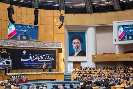 در جنگ کمبود کالا نداشتیم | کاهش قدرت خرید مردم، مهمترین چالش پیش روی اصناف در جنگ کمبود کالا نداشتیم | کاهش قدرت خرید مردم، مهمترین چالش پیش روی اصناف