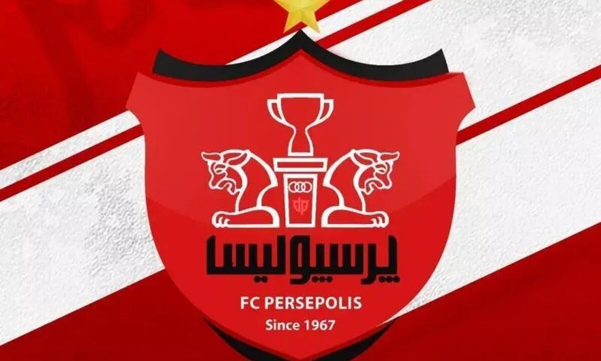 بمب نقلوانتقالاتی پرسپولیس در اردوگاه سرخ/ علیپور پیراهن کاپیتانی را بر تن میکند بمب نقلوانتقالاتی پرسپولیس در اردوگاه سرخ/ علیپور پیراهن کاپیتانی را بر تن میکند